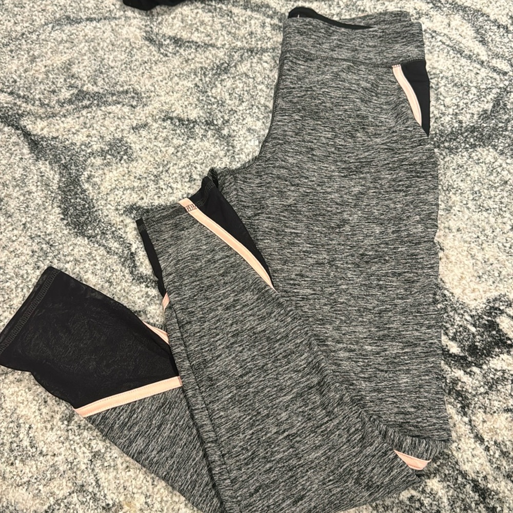 Girls Abercrombie kids leggings size 13/14 Heather grey black pink